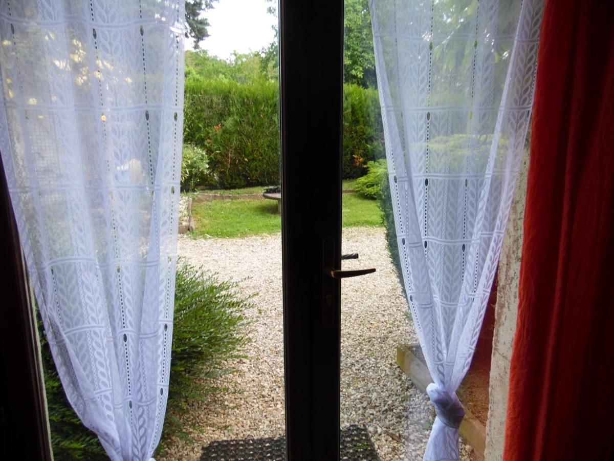 Le Clos Des Tuileries Montholon Ngoại thất bức ảnh