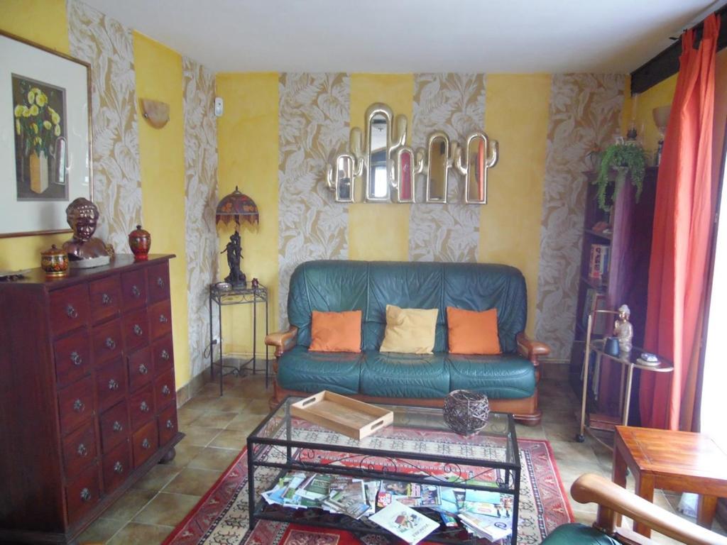Le Clos Des Tuileries Montholon Ngoại thất bức ảnh