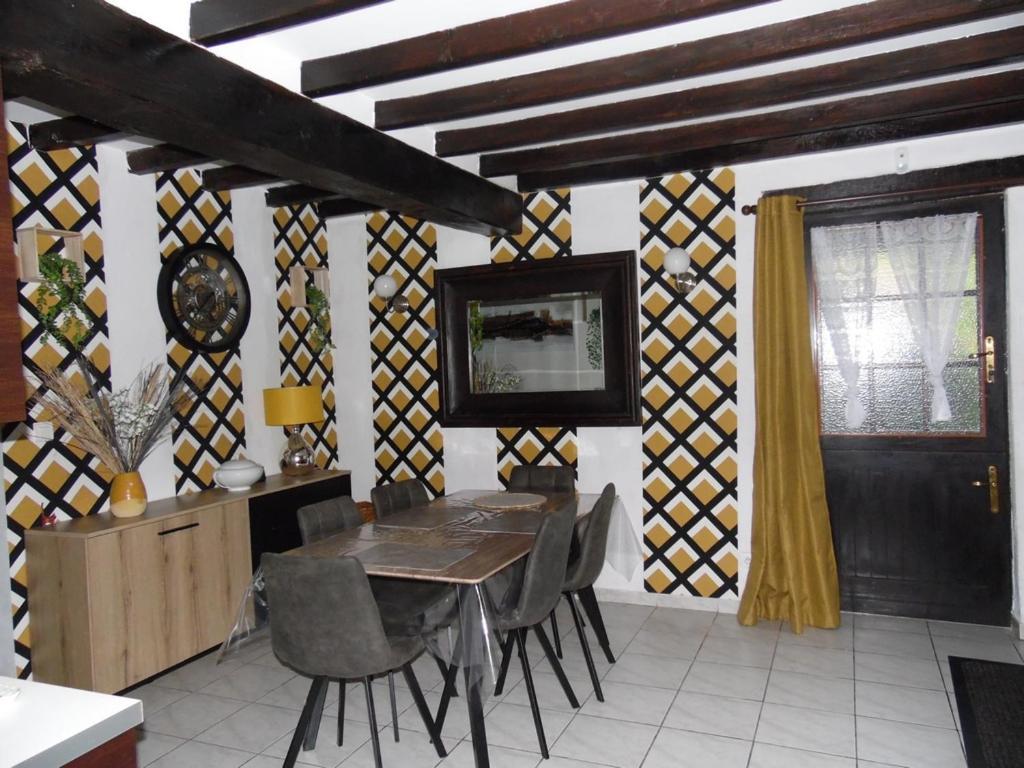 Le Clos Des Tuileries Montholon Ngoại thất bức ảnh