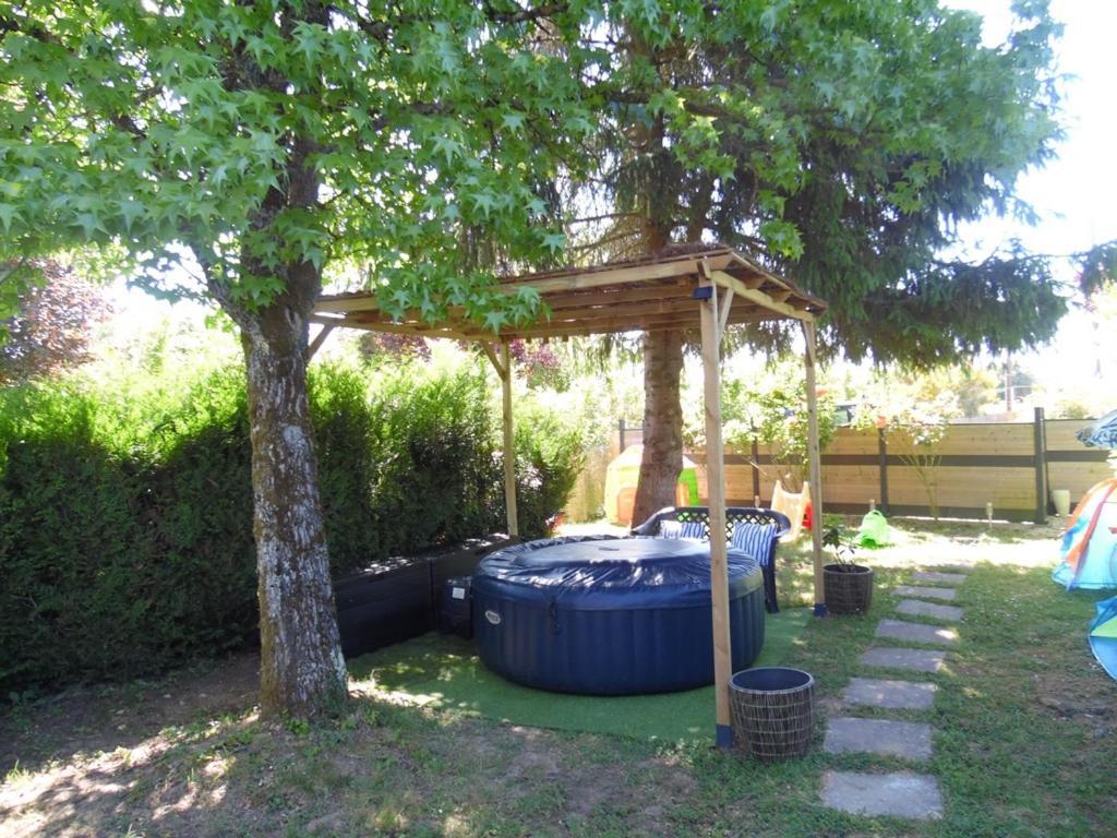 Le Clos Des Tuileries Montholon Ngoại thất bức ảnh